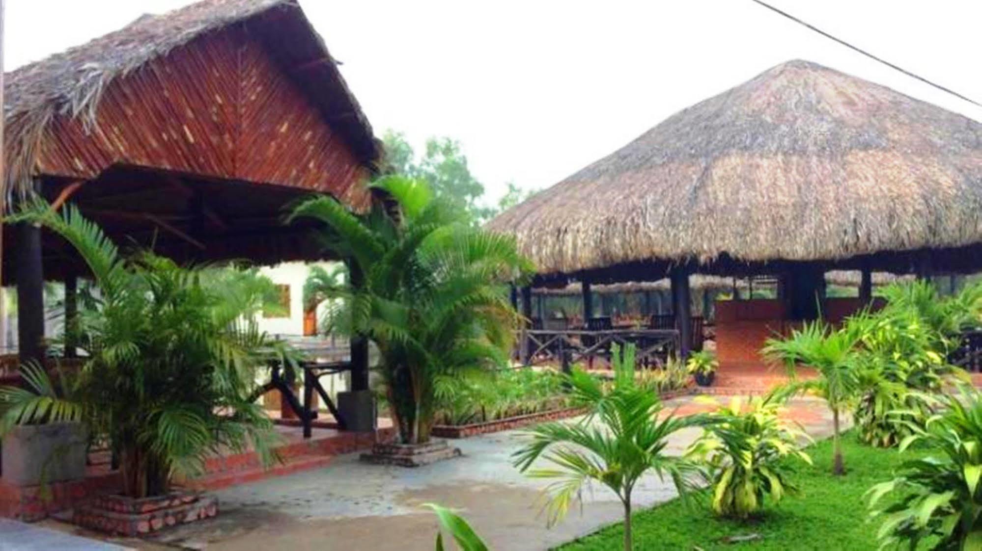 Huong Toan Resort Phu Quoc Buitenkant foto